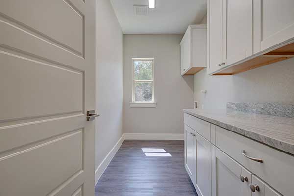 Custom Kitchen Installation