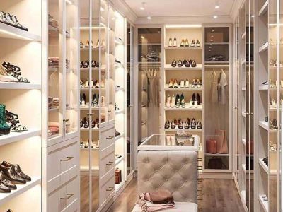 Custom Walking Closet